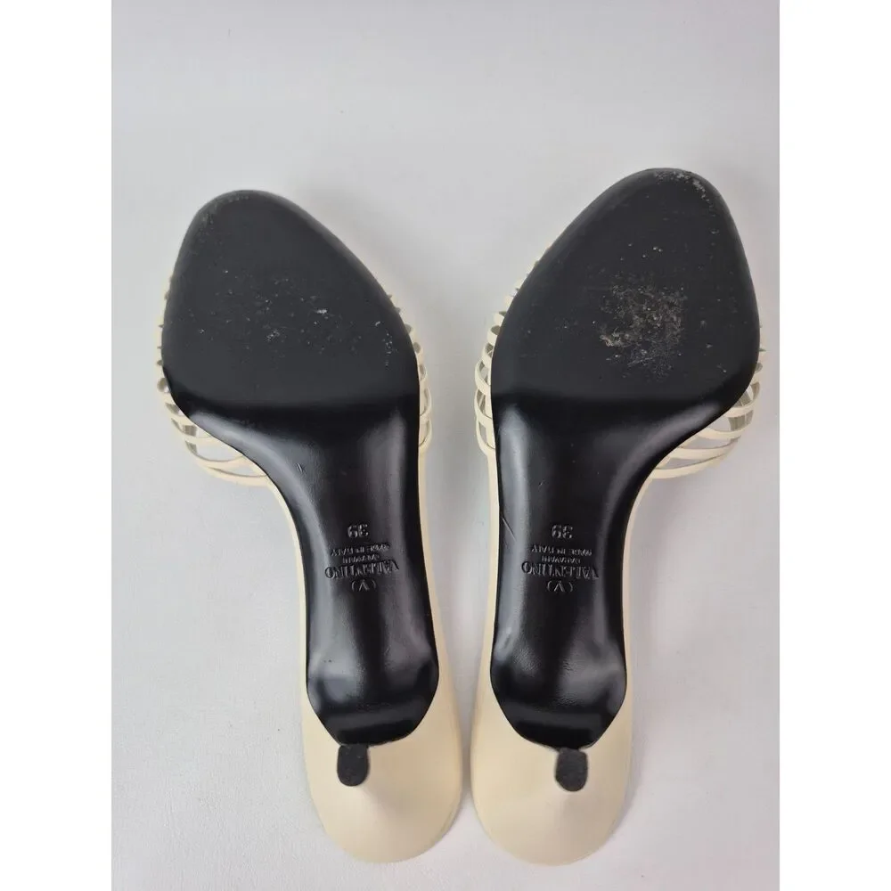 Valentino Women's Ren Butter White Royal Heart VLogo Leather Sandals Size 39